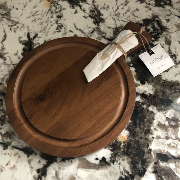 My Savory Table Wooden Cheese Charcuterie Board with Spreader Knife NWT - Picture 2 of 6